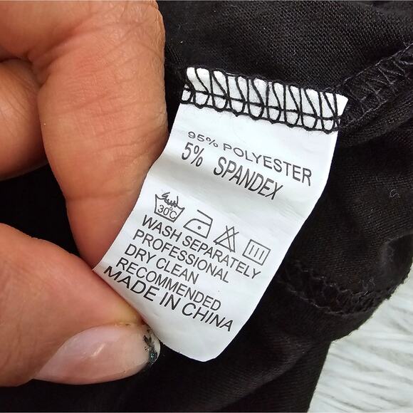 BTS Dynamite Logo Black Graphic Tee Women's Plus Size 2XL - Picture 6 of 10